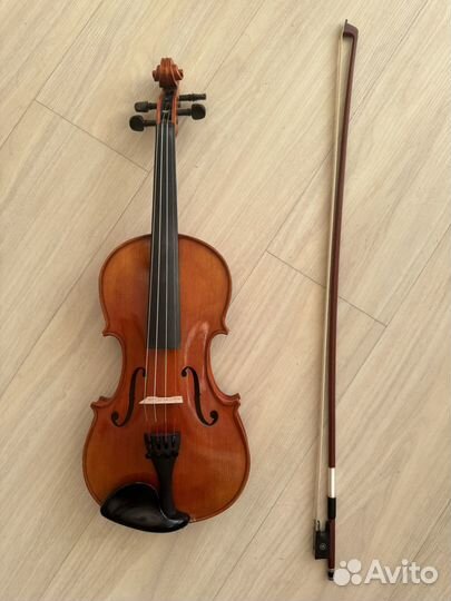Скрипка 4/4 и смычок