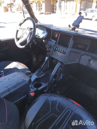 Polaris General 4 1000 efi eps