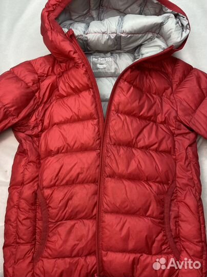 Куртка красная на 4-5 лет