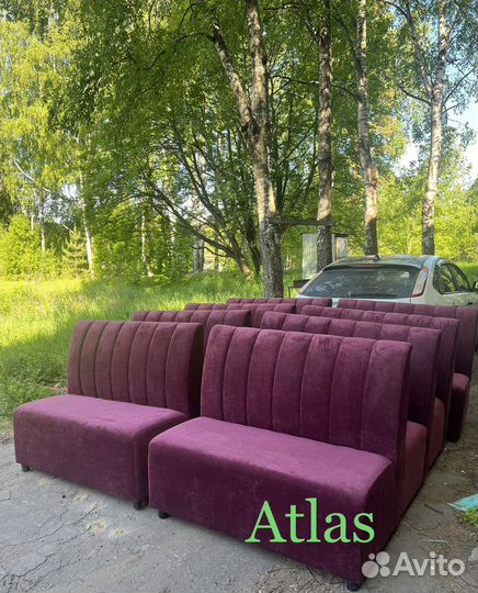 Диван для кафе