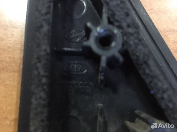 Уголок двери для Hyundai Elantra 2006-2011