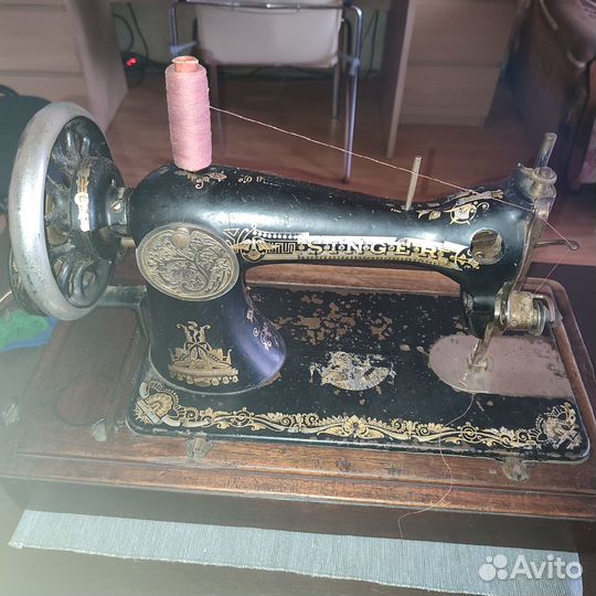Швейная машинка Зингер антикварная ручная