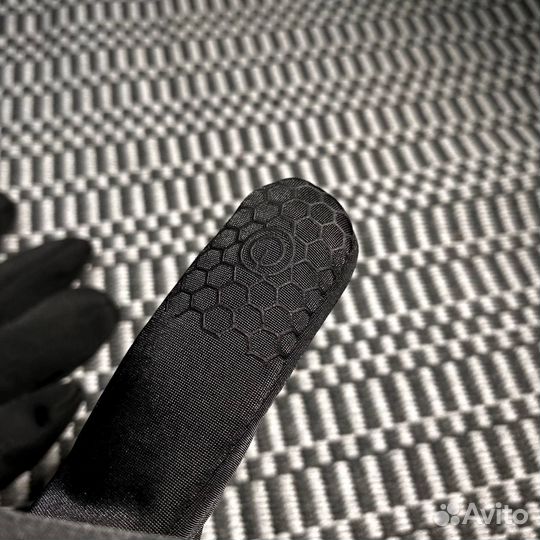 Перчатки Nike на зиму