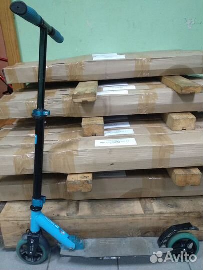 Самокат детскийY-scoo