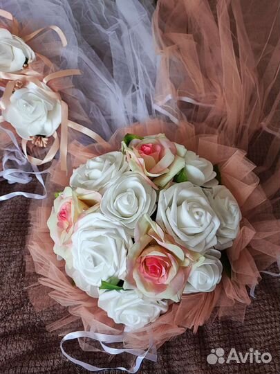 Свадебные украшения на машину