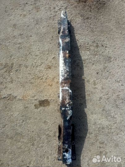 Задний усилитель бампера Opel Astra H