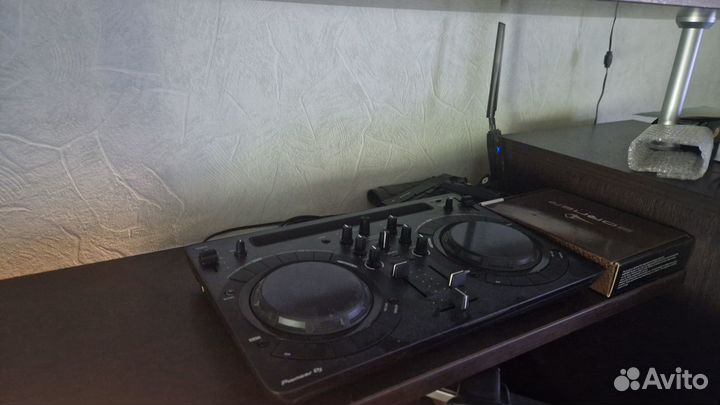 DJ-контроллер Pioneer DDJ-WeGO4