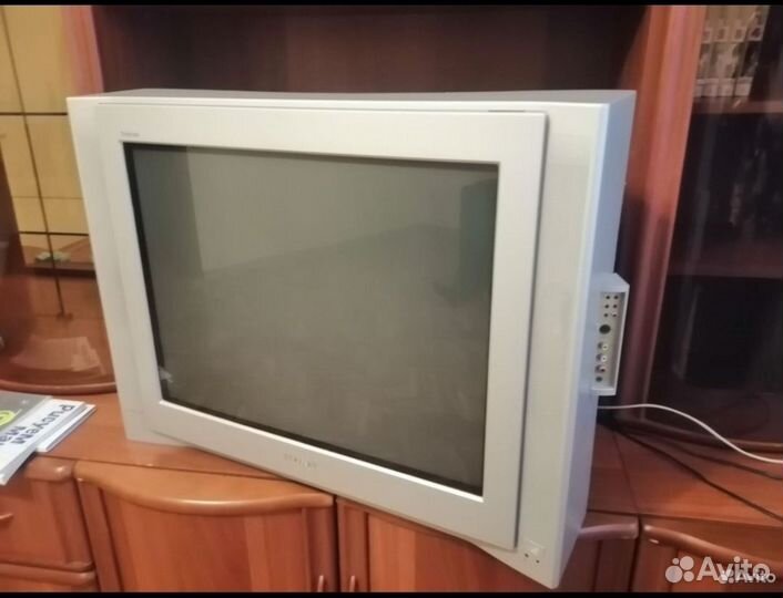 Телевизор Sony trinitron