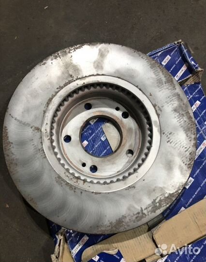 Диск тормозной передний Hyundai Santa Fe CM 2005-1