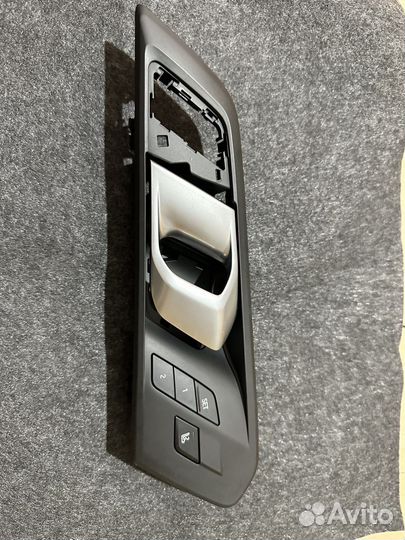BMW G05 ручка с кнопкой управ. пас. сидения