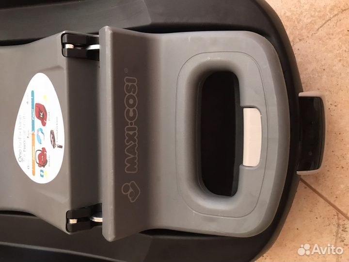 Maxi-Cosi Family Fix - база Isofix