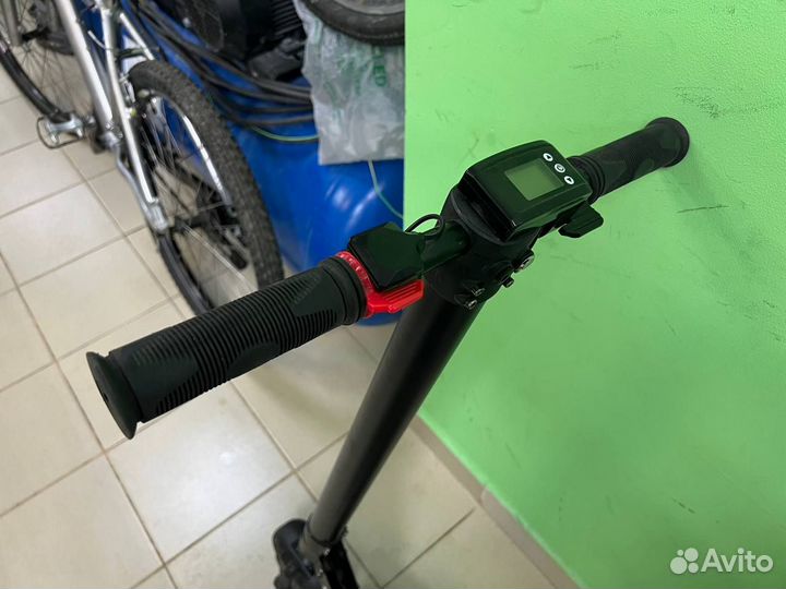 Электросамокат RE:action E-scooter (т12041)