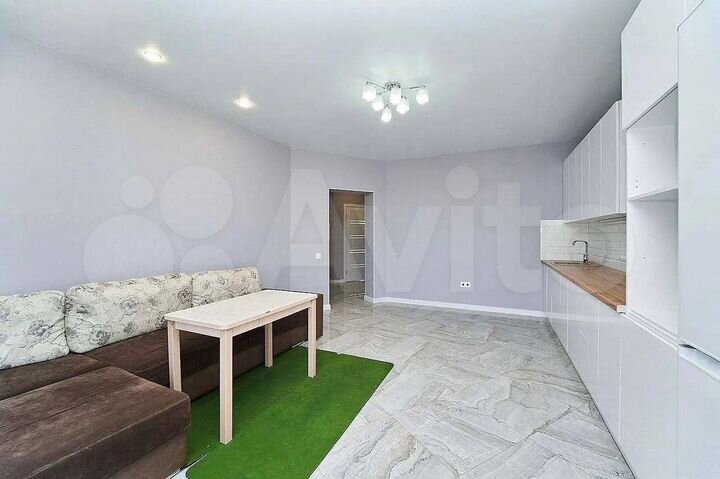 Дом 93 м² на участке 4 сот.