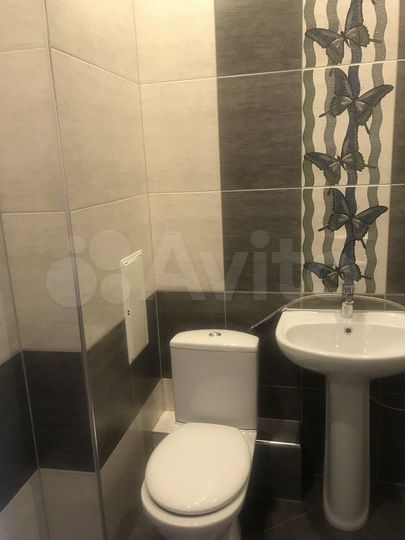 2-к. квартира, 60 м², 5/9 эт.