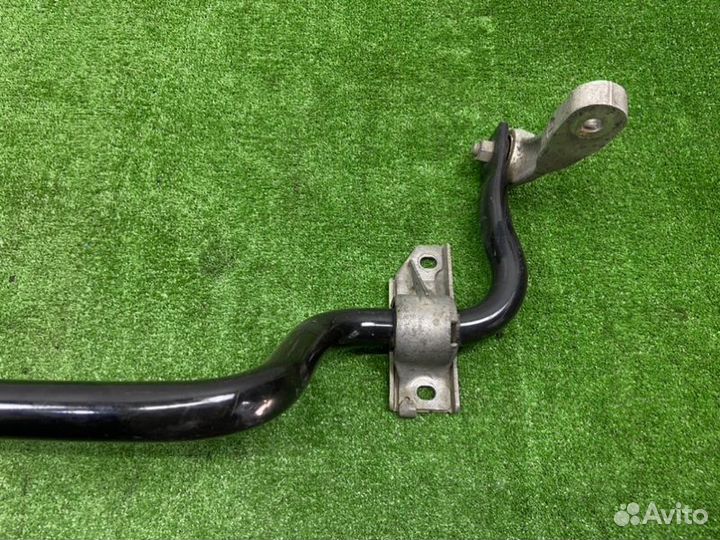 Стабилизатор передний Mercedes E-Class W213