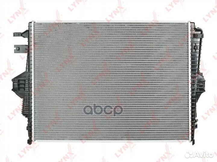 Радиатор охлаждения двигателя VW touareg (7P5