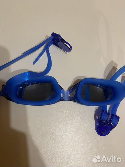 Очки для плавания