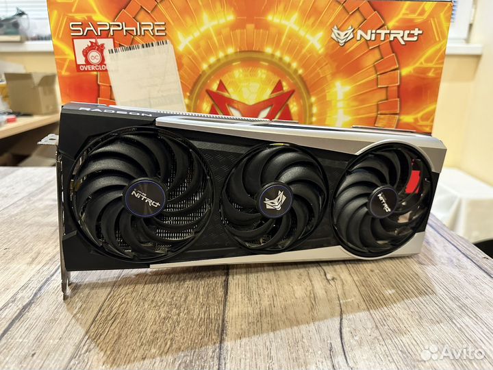 AMD radeon RX 6700XT Sapphire Nitro+ 12Gb