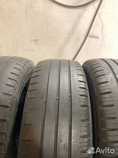 Hankook Vantra LT RA18 215/70 R15C