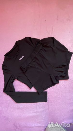 Спортивный костюм для фитнеса женский