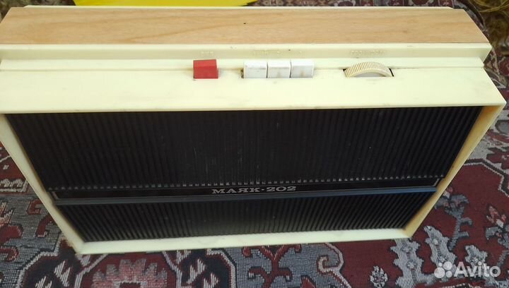 Радиоприемник трехпрограммный