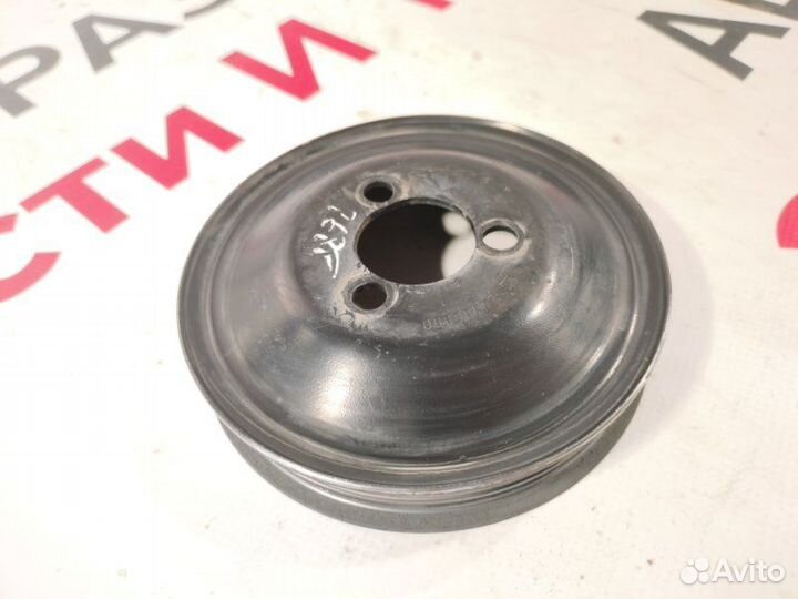 Шкив помпы Opel Astra H хетчбек 1.6 Z16XEP 2006