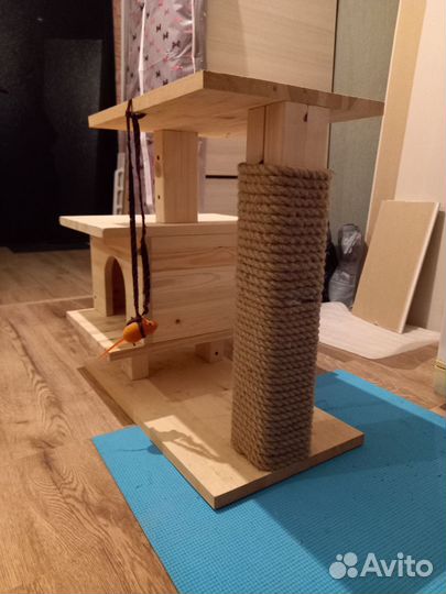 Когтеточка домик для кошки бу