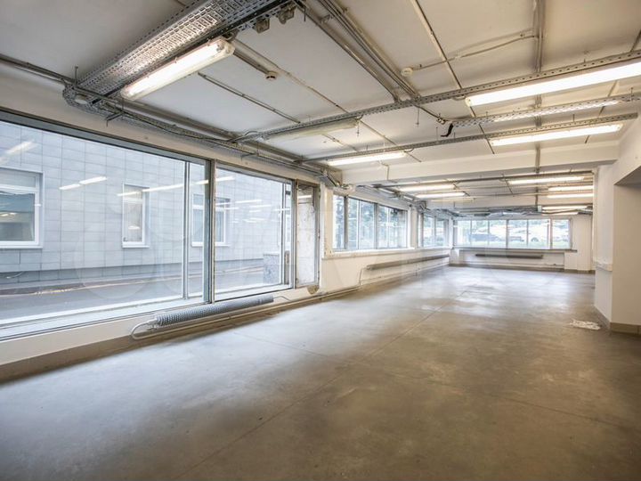 Офисное помещение 420 м²