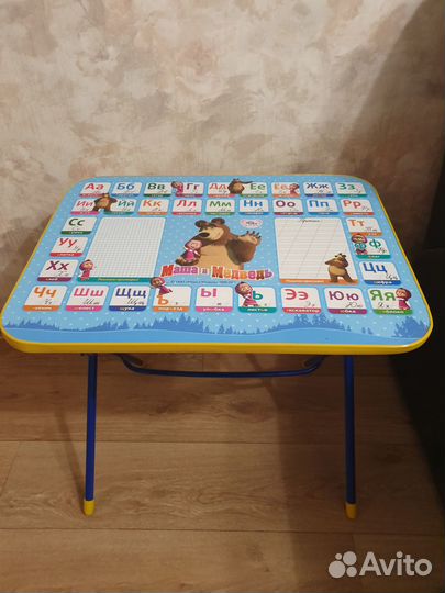 Продаю детский стол и стул