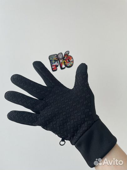 Перчатки the north face