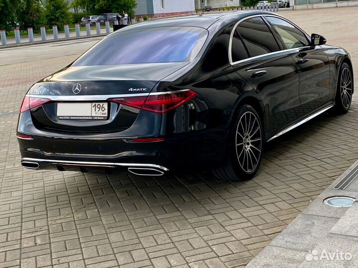 Mercedes Benz S class w223 с водителем