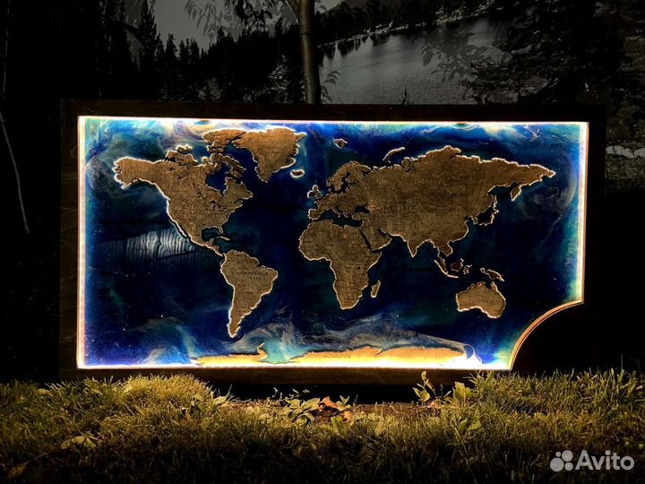 Карта мира с подсветкой из эпоксидной смолы