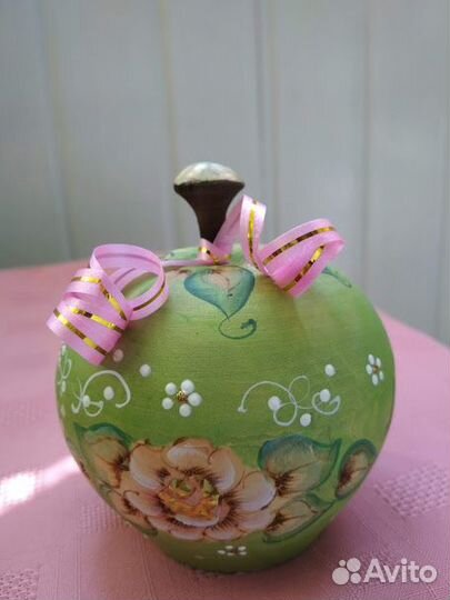 Статуэтки Фигурки Сувениры-яблочки