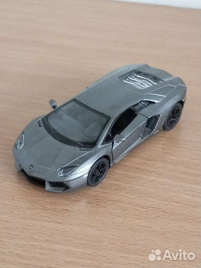 Модель автомобиля