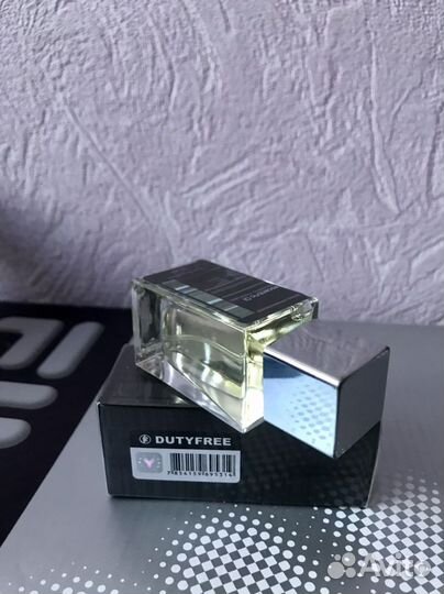 Escentric Molecules Molecule 01