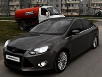 Ford Focus 1.6 MT, 2011, битый, 240 000 км, с пробегом, цена 930 000 руб.