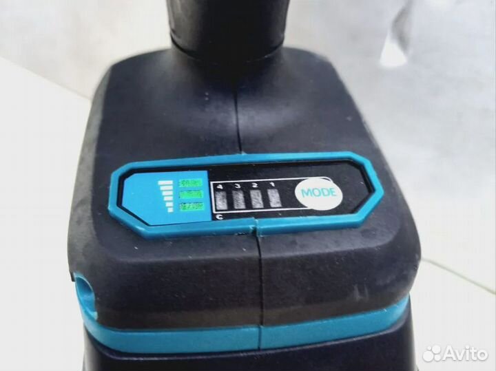 Шуруповерт для ледобура Makita 120 Нм, 2 АКБ