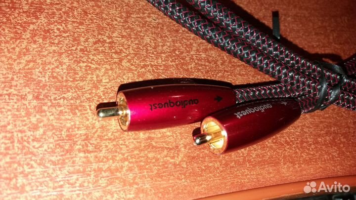 Межблочный кабель AudioQuest Red River