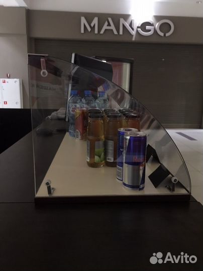 Нейтральная витрина