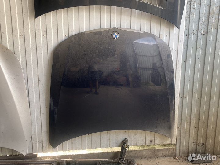 Капот бмв е90/Авторазбор