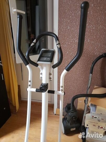 Эллиптический тренажер