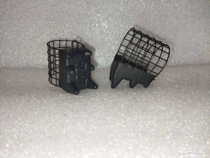 Фидерная кормушка вампир