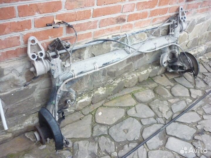 Балка задняя на ауди а6 с5