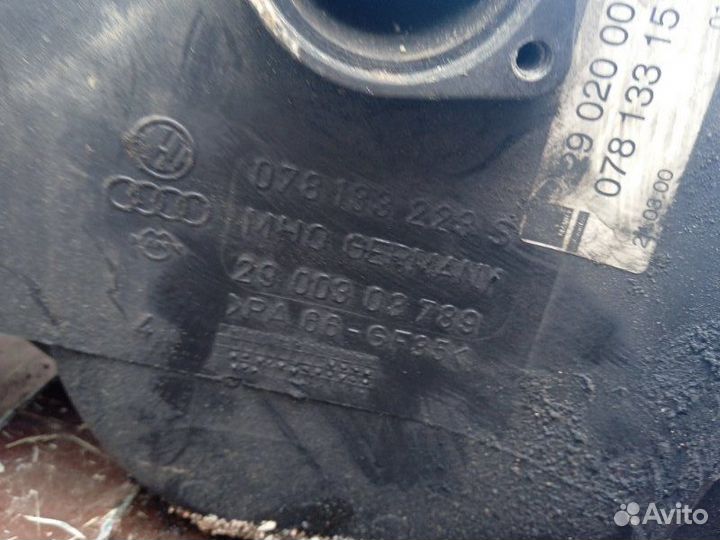 Коллектор впускной Audi A6 С5 2.8 2001 (б/у)