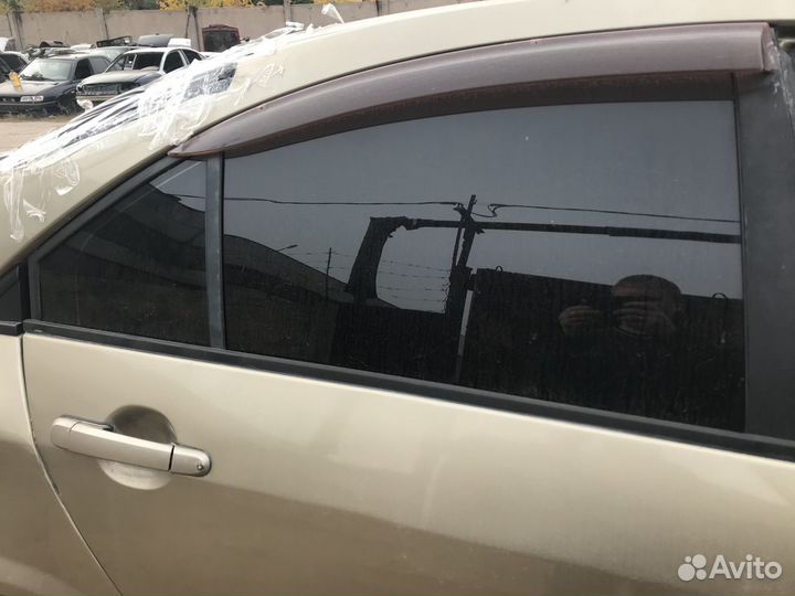 Стёкла боковые на Nissan Primera III (P12)