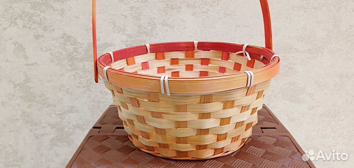 Корзина плетеная с ручкой