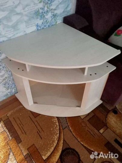 Тумба под телевизор