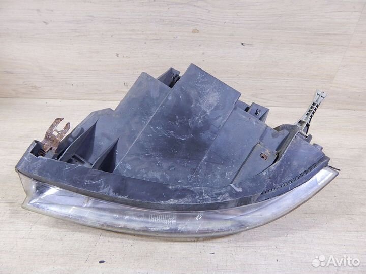 Фара правая Vw Sharan рестайлинг