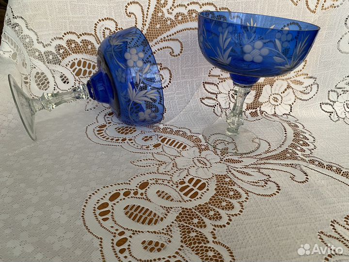 Ваза на ножке синий хрусталь СССР