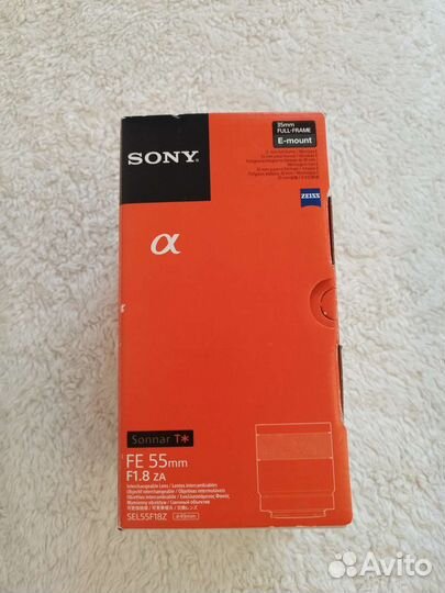 Фотообъектив Sony